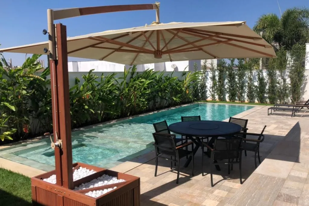 Home 102 area-de-piscina